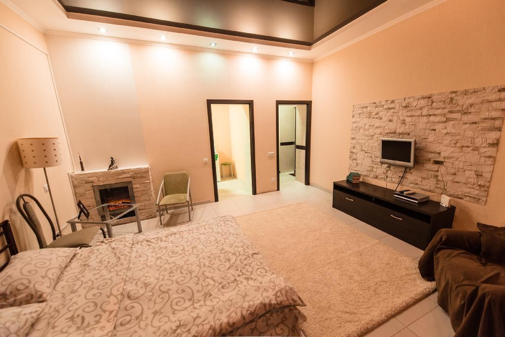 חארקיב Studio Ember At Maidan Konstytutsii מראה חיצוני תמונה